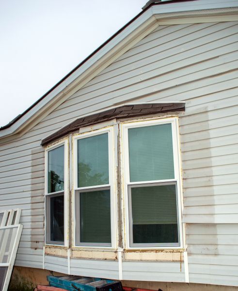 Bay Window Replacement in Bloomington